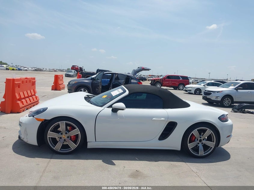 PORSCHE 718 BOXSTER - zdjęcie 14