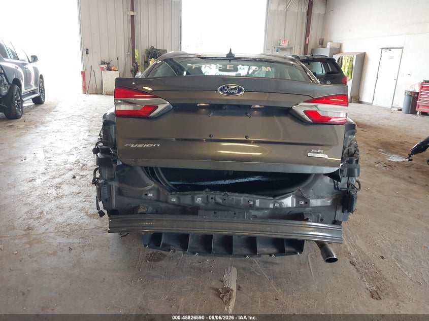 2020 FORD FUSION auction photo 6