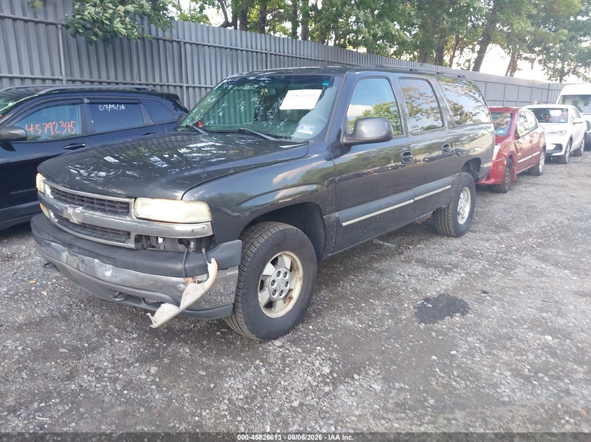 2003 CHEVROLET SUBURBAN 1500 auction photo 2