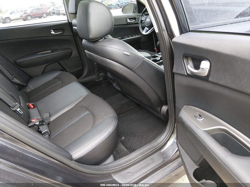2019 KIA OPTIMA auction photo 8