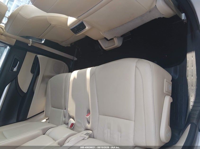 2017 TOYOTA HIGHLANDER auction photo 8