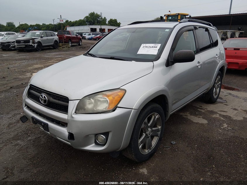 2011 Toyota RAV 4, Rear, IAAI, VIN 2T3RF4DV4BW159251 — photo 2