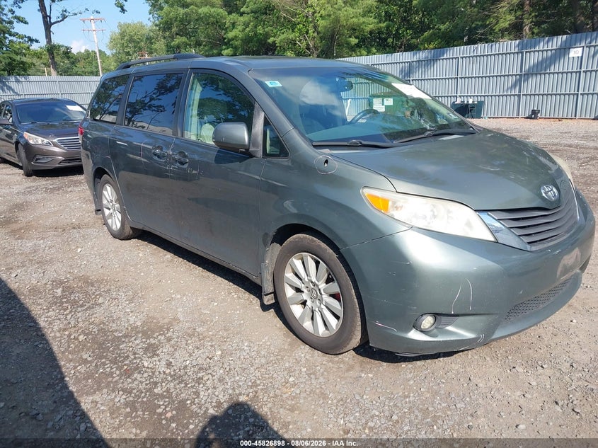 Vin: 5tddk3dc0cs040744, lot: 46325799, toyota sienna xle 7 passenger 2012 img_1