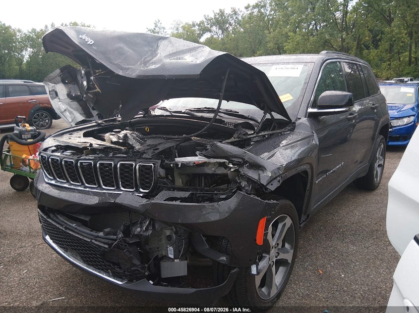JEEP GRAND CHEROKEE - zdjęcie 2