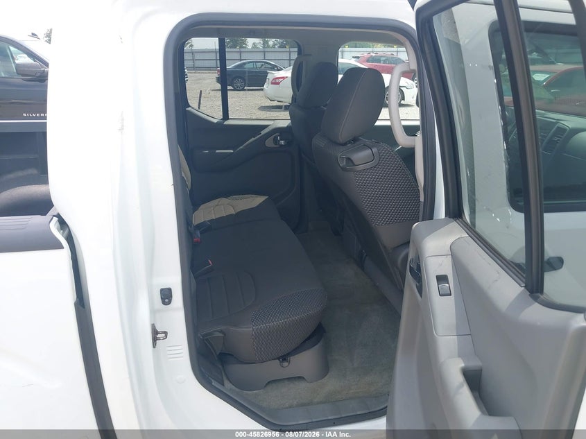 2014 NISSAN FRONTIER auction photo 8