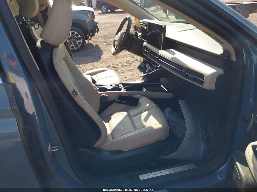 2025 LINCOLN CORSAIR auction photo 5
