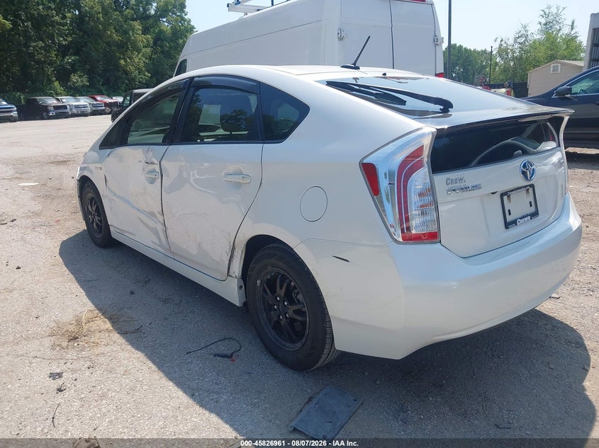 Vin: jtdkn3du2d5560636, lot: 46325862, toyota prius three 20133
