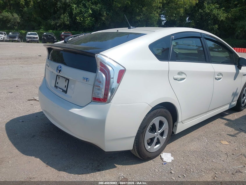 Vin: jtdkn3du2d5560636, lot: 46325862, toyota prius three 20134