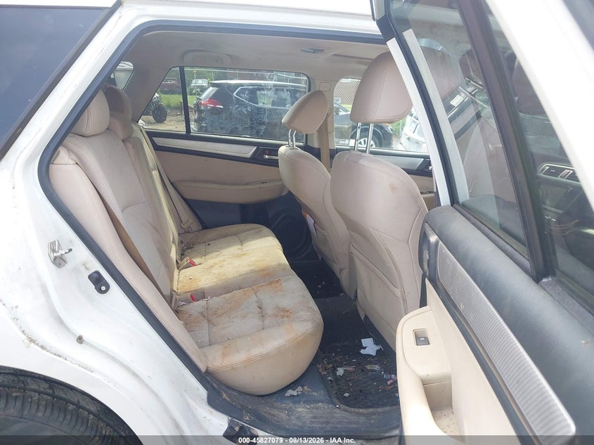 2015 SUBARU OUTBACK auction photo 8