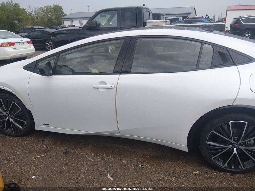 TOYOTA PRIUS - zdjęcie 15