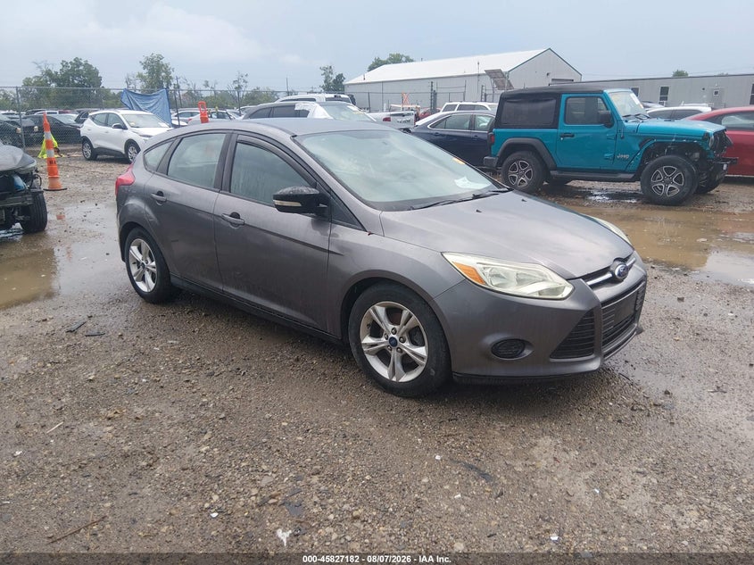 Vin: 1fadp3k28el392959, lot: 46326083, ford focus se 2014 img_1