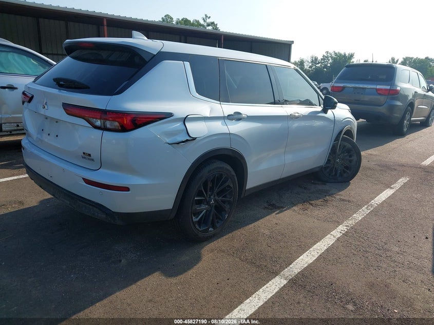 2023 MITSUBISHI OUTLANDER auction photo 4