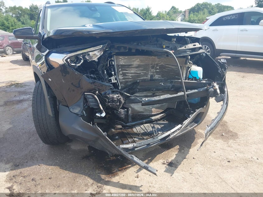 2020 GMC TERRAIN auction photo 6