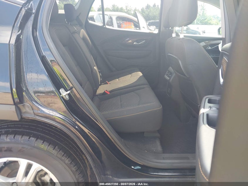 2020 GMC TERRAIN auction photo 8