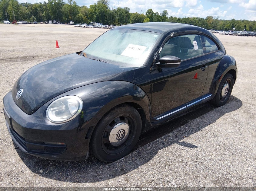 VOLKSWAGEN BEETLE 2014 VIN 3VWJ17AT0EM663587