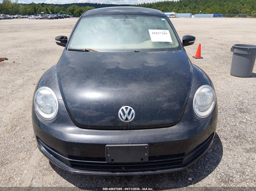2014 VOLKSWAGEN BEETLE auction photo 6