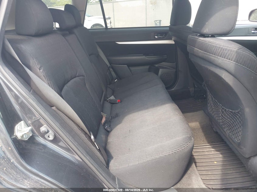 2012 SUBARU OUTBACK auction photo 8