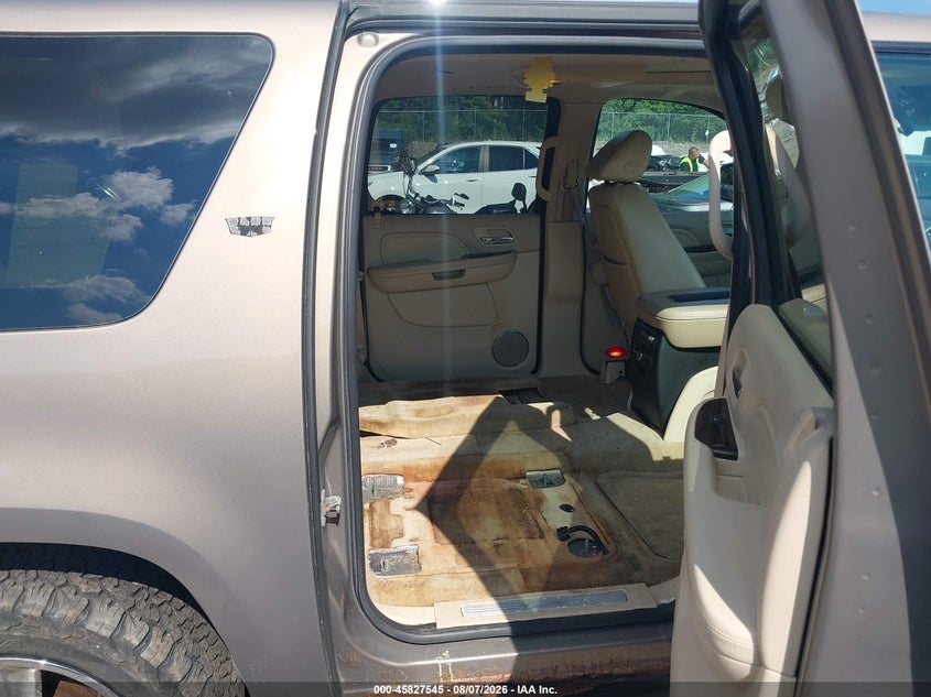 2007 CADILLAC ESCALADE ESV auction photo 8