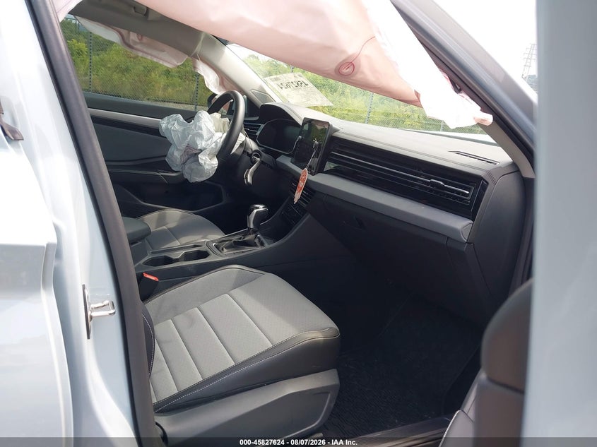 2025 VOLKSWAGEN JETTA auction photo 5