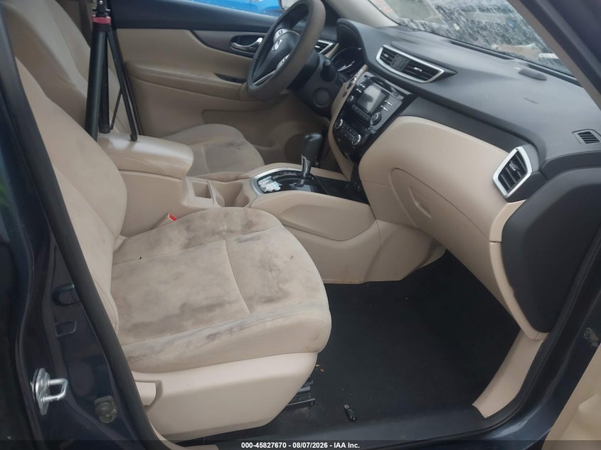 2016 NISSAN ROGUE auction photo 5