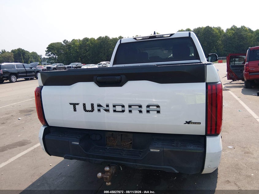 TOYOTA TUNDRA - zdjęcie 16