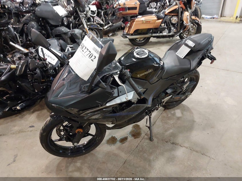 KAWASAKI EX500 2025