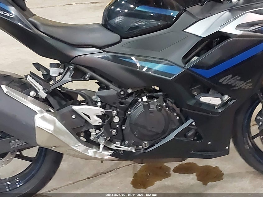 KAWASAKI EX500 2025