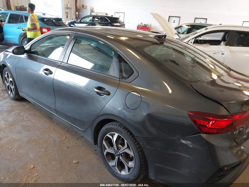 2021 KIA FORTE auction photo 3