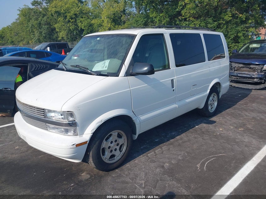 2004 CHEVROLET ASTRO PASSENGER auction photo 2