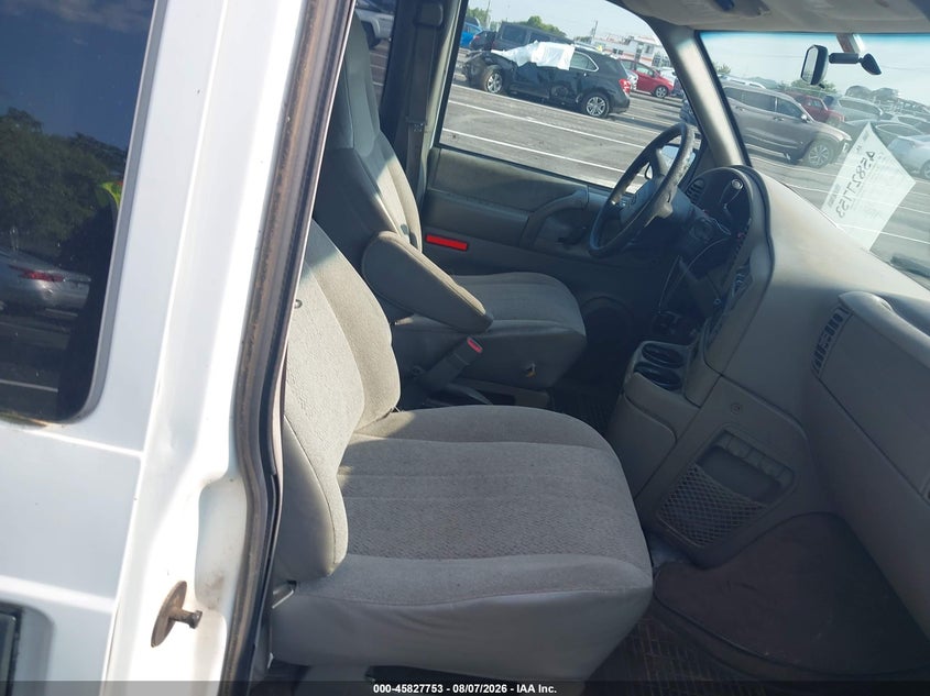 2004 CHEVROLET ASTRO PASSENGER auction photo 5