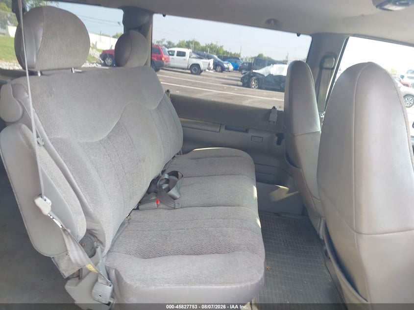2004 CHEVROLET ASTRO PASSENGER auction photo 8