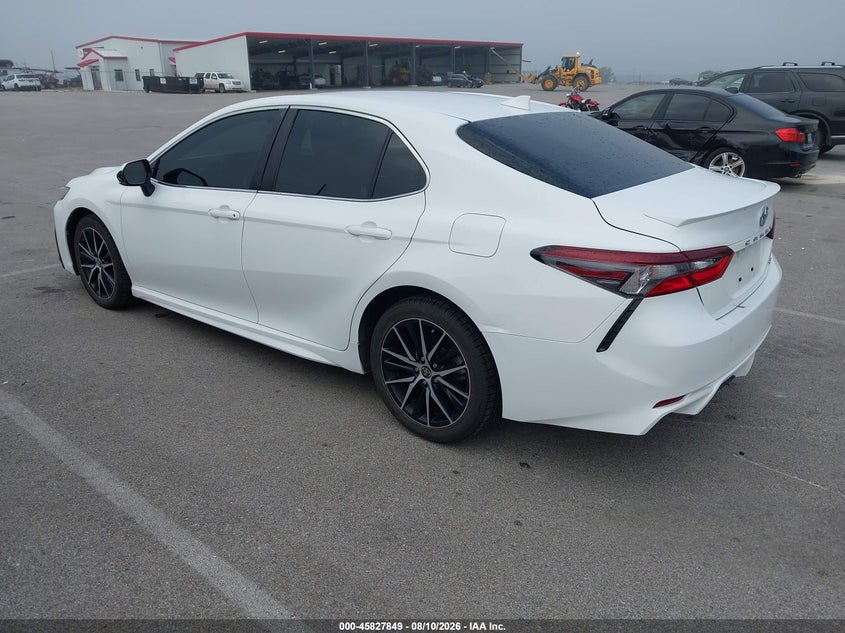 2022 TOYOTA CAMRY auction photo 3