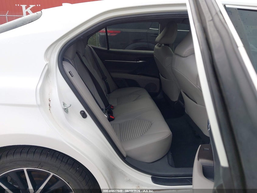 2022 TOYOTA CAMRY auction photo 8