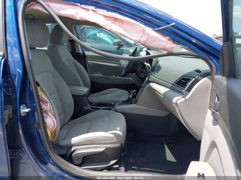 2017 HYUNDAI ELANTRA auction photo 5