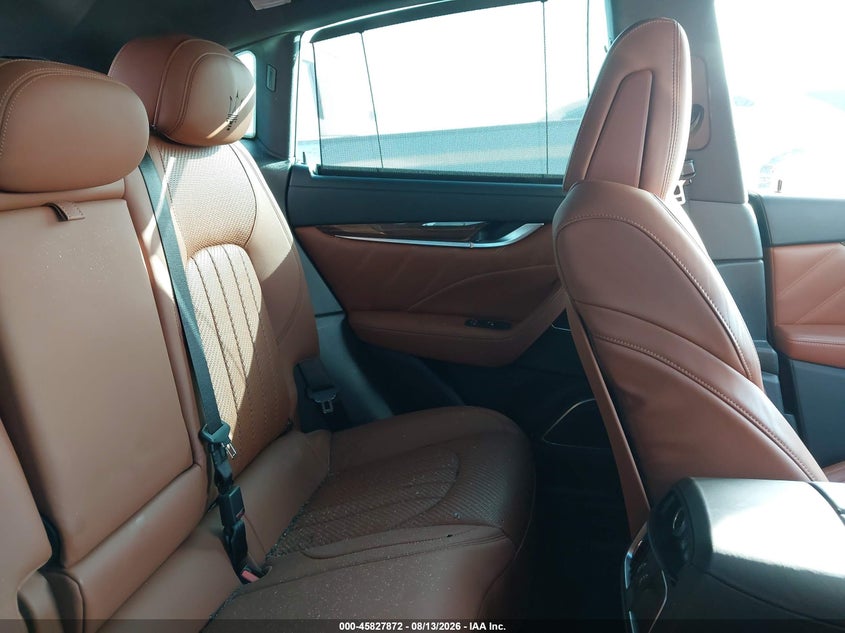 MASERATI LEVANTE 2021 VIN ZN661XUL6MX363550