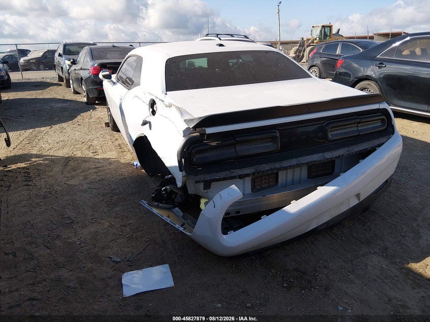 Vin: 2c3cdzbt1lh118821, lot: 46326780, dodge challenger r/t 20203