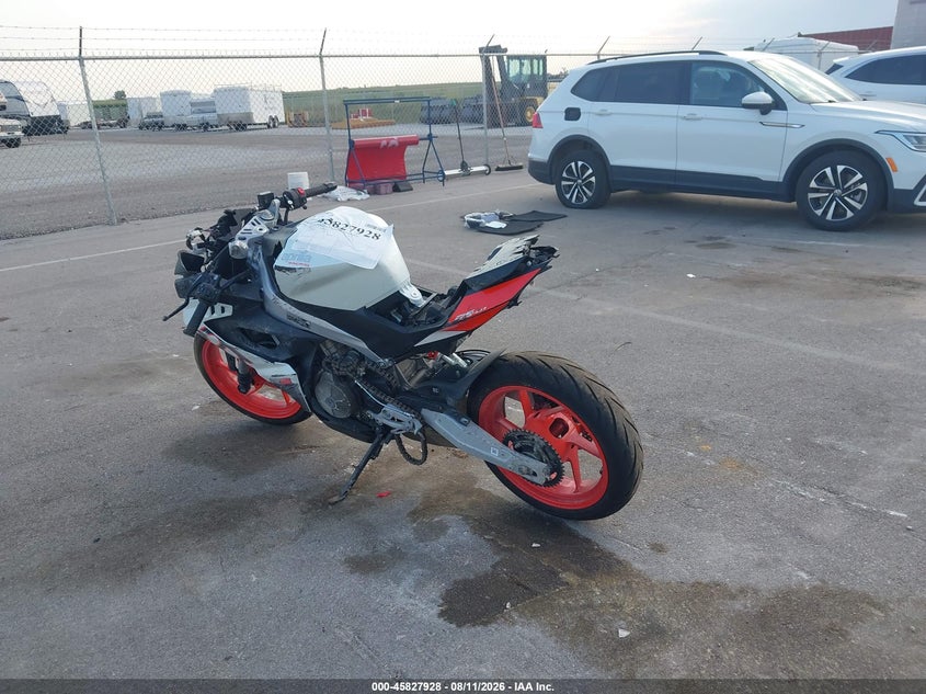 2026 APRILIA RS auction photo 3