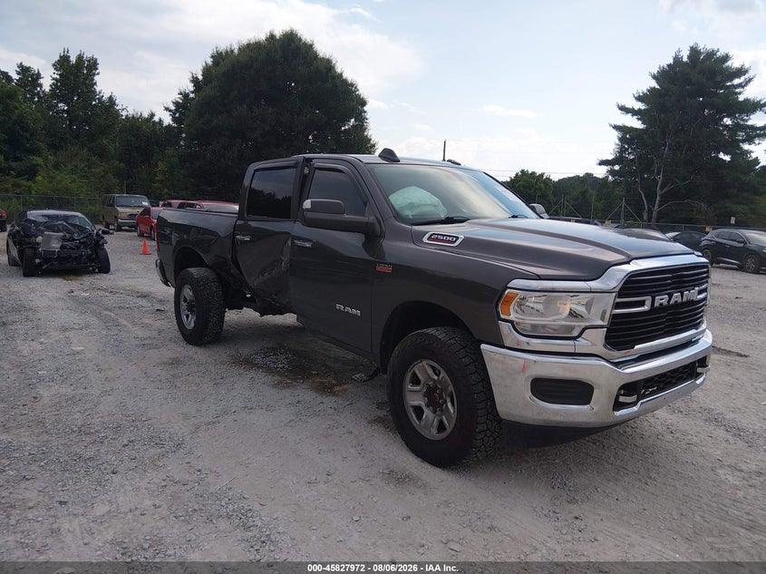 Vin: 3c6ur5dj0kg627777, lot: 46326873, ram 2500 big horn 2019 img_1