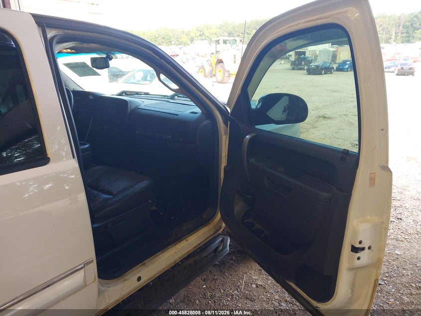 2013 CHEVROLET SILVERADO 1500 auction photo 5