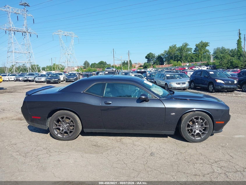 DODGE CHALLENGER - zdjęcie 13