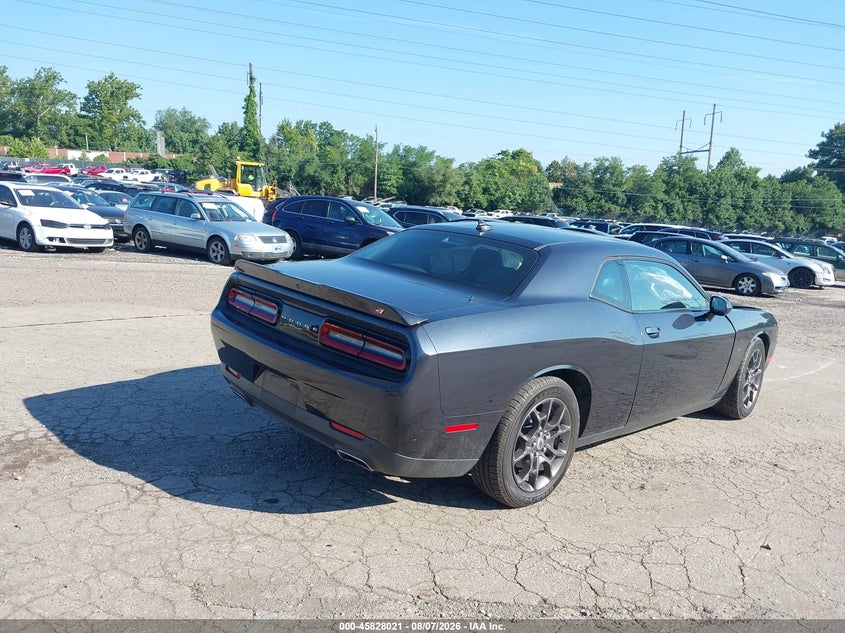 DODGE CHALLENGER - zdjęcie 4