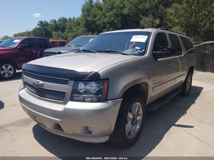 2007 CHEVROLET SUBURBAN 1500 auction photo 2