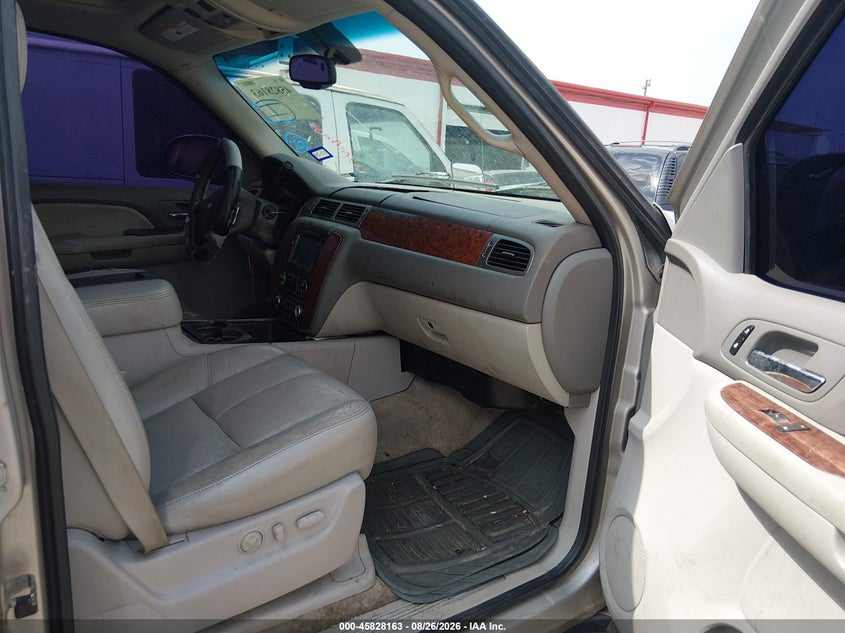 2007 CHEVROLET SUBURBAN 1500 auction photo 5
