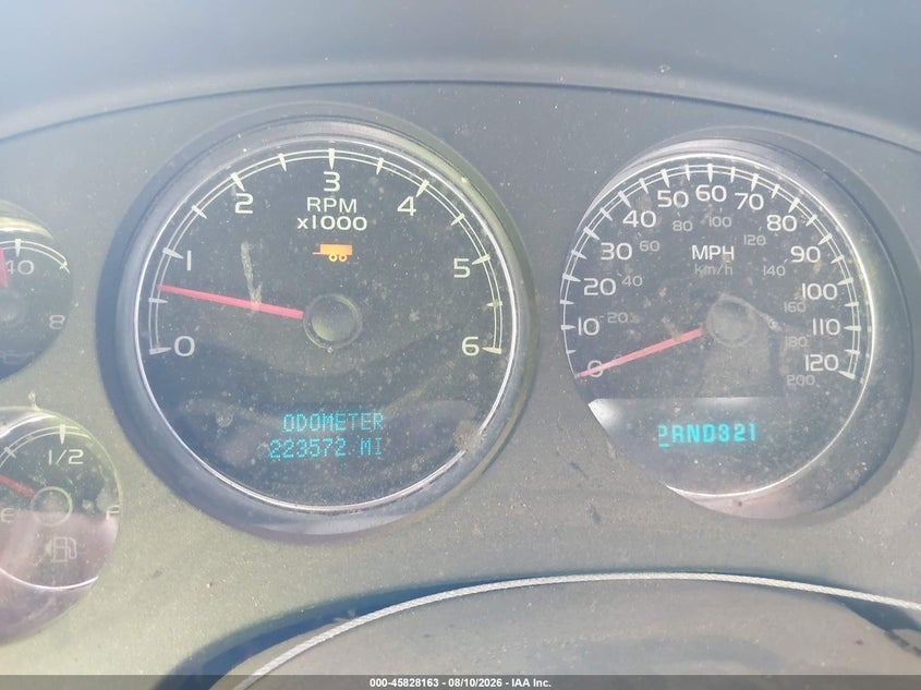 2007 CHEVROLET SUBURBAN 1500 auction photo 7