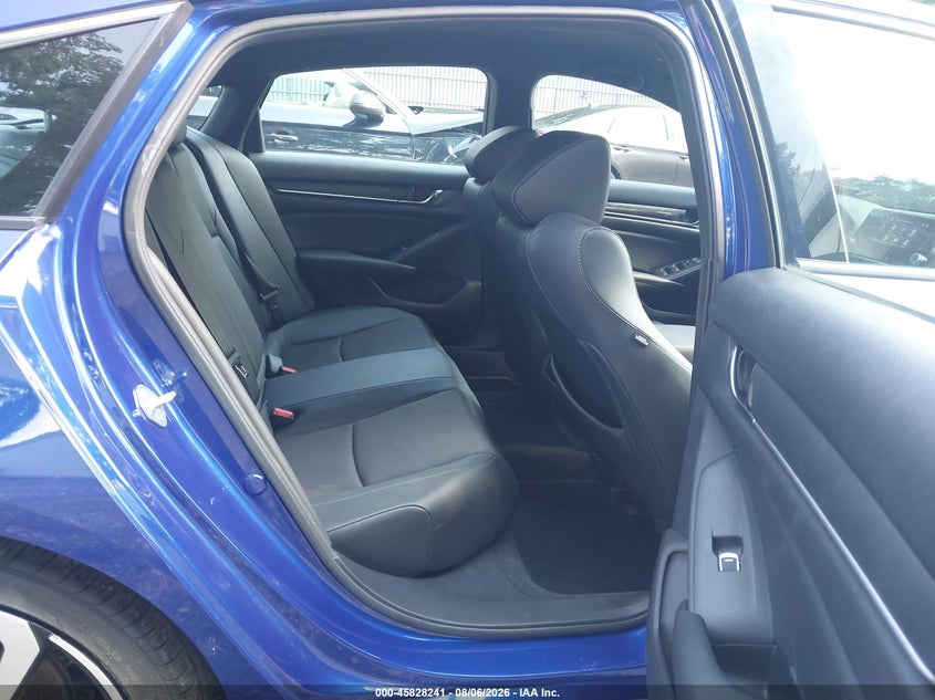2021 HONDA ACCORD auction photo 8
