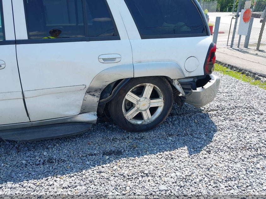 CHEVROLET TRAILBLAZER 2008 VIN 1GNDT13S582184032