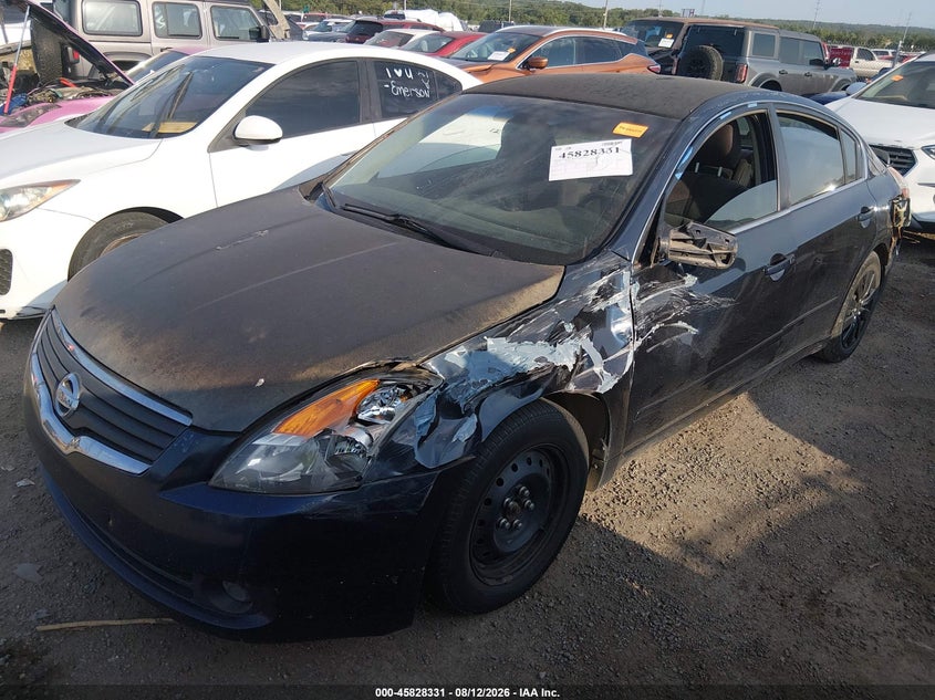 2007 Nissan Altima, Left Side, IAAI, VIN 1N4AL21E67C217410 — photo 2
