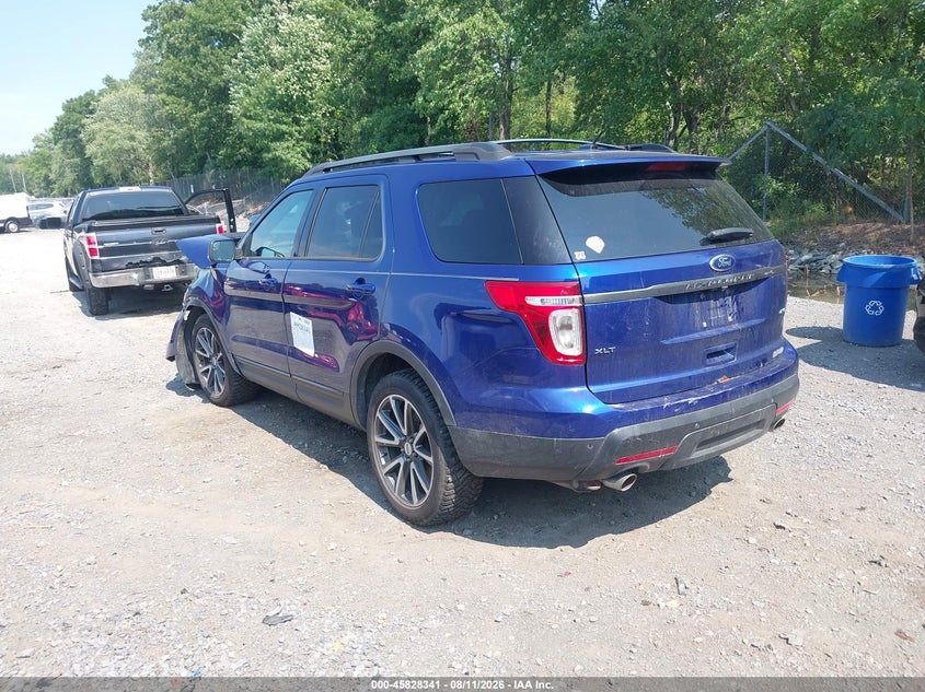 2015 FORD EXPLORER auction photo 3