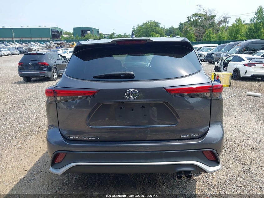 TOYOTA HIGHLANDER - zdjęcie 16