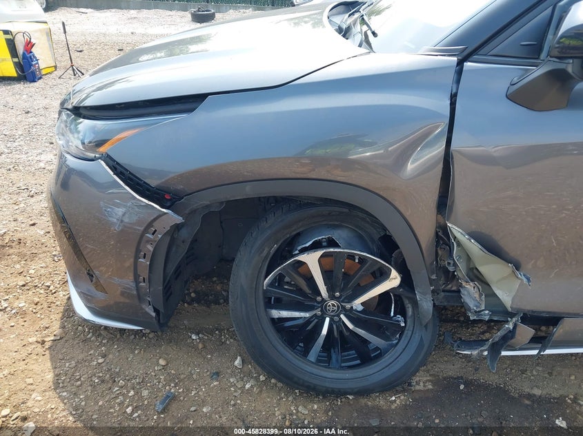2021 TOYOTA HIGHLANDER auction photo 6